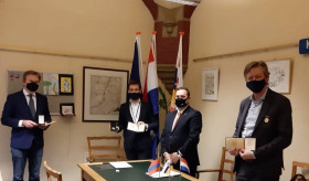 Նիդերլանդների խորհրդարանի պատգամավորներին հանձնվեցին Հայաստանի Ազգային ժողովի պարգևները